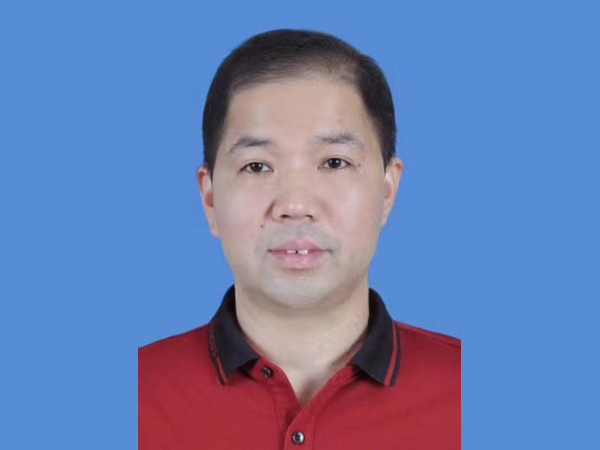  郑华平